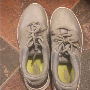Women’s Nike Tennis Shoes size 8.5